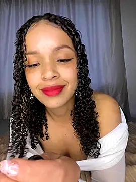 Yasmin777  online show from November 16, 2025, 10:24 pm