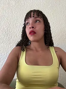 Yasmin777  online show from April 14, 2026, 8:58 pm