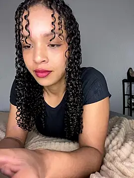 Yasmin777  online show from January 16, 2026, 11:09 pm