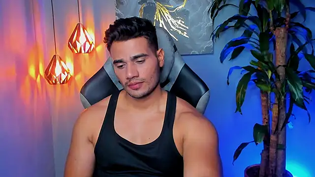 Snapshot of AndresR3 chatting on November 18, 2025, 11:59 pm AndresR3 online show from November 18, 2025, 11:59 pm