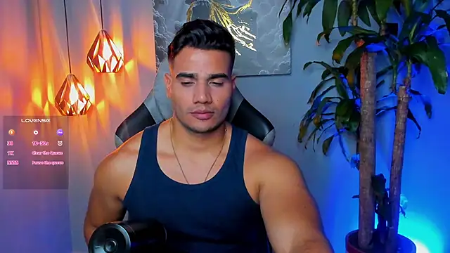 Snapshot of AndresR3 chatting on October 28, 2025, 4:57 am AndresR3 online show from October 28, 2025, 4:57 am