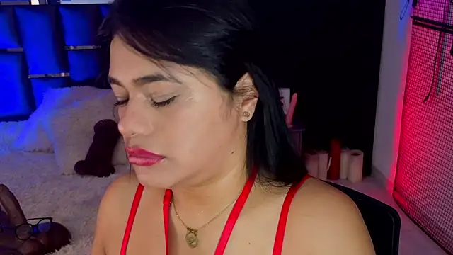 Snapshot of Issafoxx chatting on February 26, 2026, 11:54 am Issafoxx online show from February 26, 2026, 11:54 am