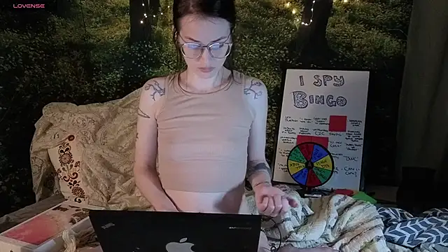 kohlbird online show from September 25, 2025, 4:18 am