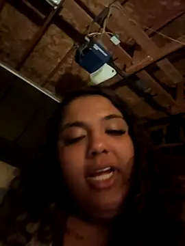 1n0nlythroat online show from October 31, 2025, 5:59 am