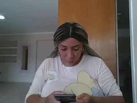 Snapshot of Disgusting_Damned chatting on September 19, 2025, 5:06 pm Disgusting Damned online show from September 19, 2025, 5:06 pm