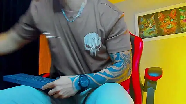 ALPHA DOMINUS  online show from October 4, 2025, 3:52 am