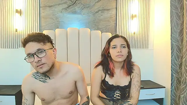 RavenandCody online show from September 22, 2025, 3:56 am