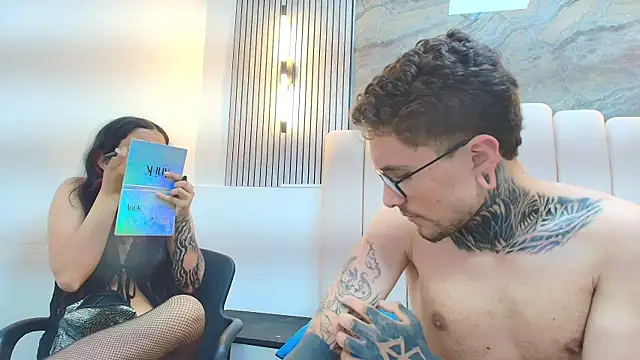 RavenandCody online show from November 24, 2025, 3:50 am