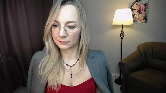 Ava Elior online show from November 1, 2025, 10:09 am