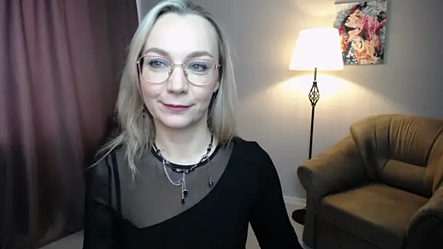 Snapshot of Ava_Elior chatting on February 9, 2026, 11:19 am Ava Elior online show from February 9, 2026, 11:19 am