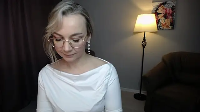 Snapshot of Ava_Elior chatting on January 19, 2026, 10:41 am Ava Elior online show from January 19, 2026, 10:41 am