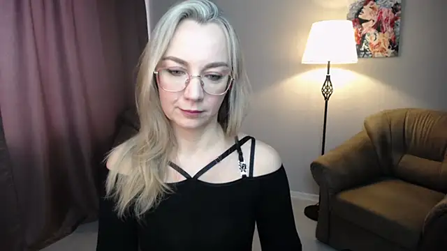 Snapshot of Ava_Elior chatting on February 17, 2026, 11:07 am Ava Elior online show from February 17, 2026, 11:07 am