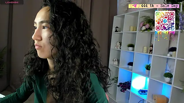 Snapshot of FlirtyAura chatting on May 28, 2026, 3:36 am FlirtyAura online show from May 28, 2026, 3:36 am