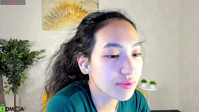Snapshot of FlirtyAura chatting on April 24, 2026, 3:41 am FlirtyAura online show from April 24, 2026, 3:41 am