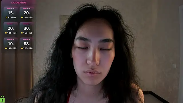 Snapshot of FlirtyAura chatting on January 19, 2026, 3:32 am FlirtyAura online show from January 19, 2026, 3:32 am