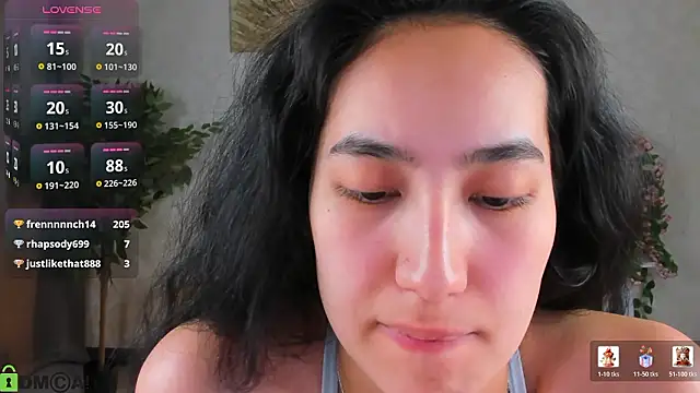 Snapshot of FlirtyAura chatting on February 3, 2026, 2:53 am FlirtyAura online show from February 3, 2026, 2:53 am