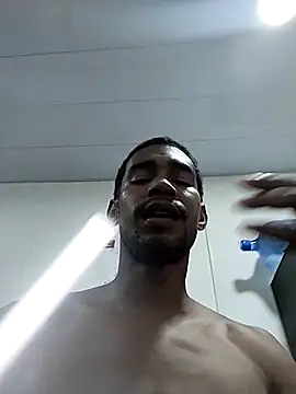 Snapshot of Kesurra chatting on November 24, 2025, 6:19 pm Kesurra online show from November 24, 2025, 6:19 pm