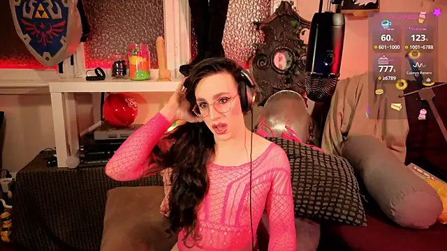 Zesty Peach online show from July 15, 2026, 10:50 pm