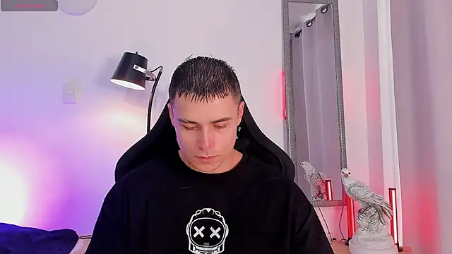 connorsmiith online show from May 22, 2026, 9:57 pm