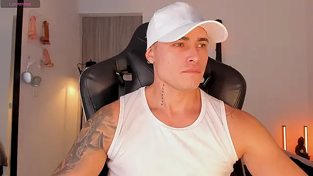 connorsmiith online show from July 13, 2026, 7:24 pm
