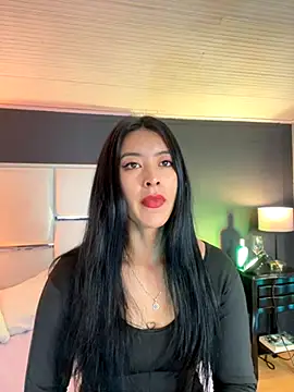 BellaFernandez   online show from November 13, 2025, 12:42 pm