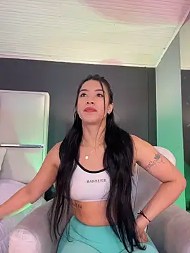 BellaFernandez   online show from November 22, 2025, 12:48 pm