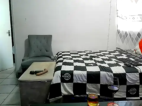 Pickinglady21 online show from November 30, 2025, 11:55 am