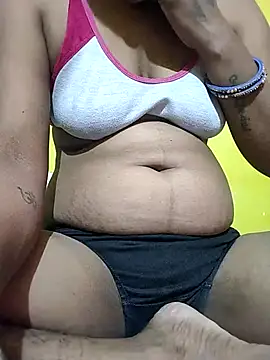 Snapshot of dollguriya chatting on October 6, 2025, 3:24 pm dollguriya online show from October 6, 2025, 3:24 pm