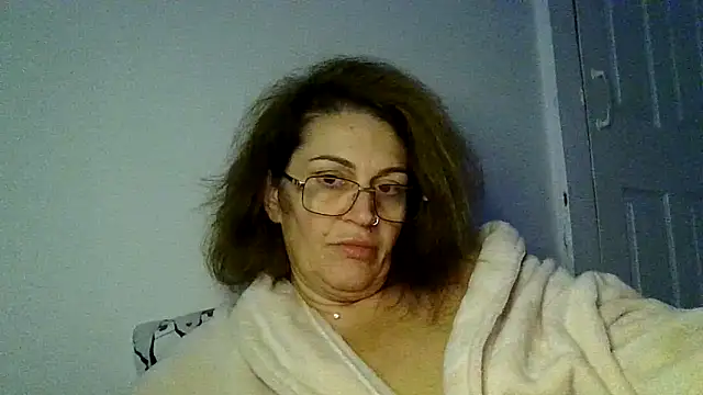 Snapshot of RubyyRosee chatting on November 18, 2025, 2:42 pm RubyyRosee online show from November 18, 2025, 2:42 pm