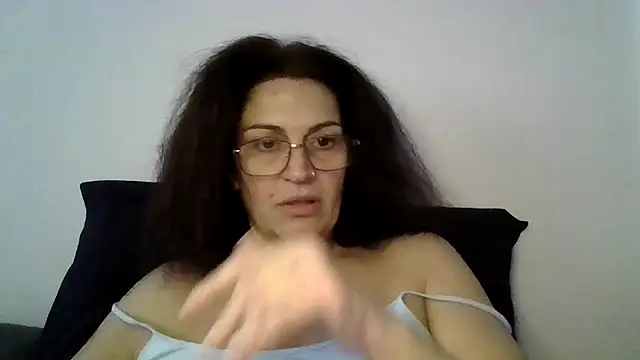 Snapshot of RubyyRosee chatting on October 10, 2025, 1:23 pm RubyyRosee online show from October 10, 2025, 1:23 pm