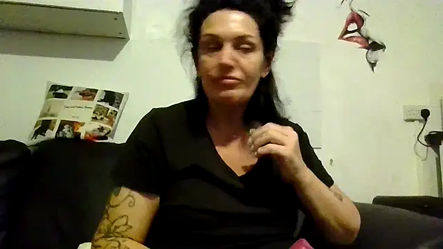 RubyyRosee online show from June 2, 2026, 5:18 am