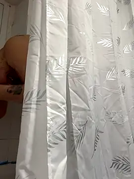 Snapshot of RubyyRosee chatting on November 19, 2025, 10:32 pm RubyyRosee online show from November 19, 2025, 10:32 pm