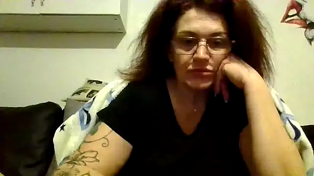 Snapshot of RubyyRosee chatting on February 14, 2026, 6:13 am RubyyRosee online show from February 14, 2026, 6:13 am