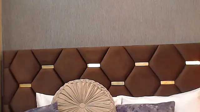 MelodyCarsson online show from November 27, 2025, 12:16 pm