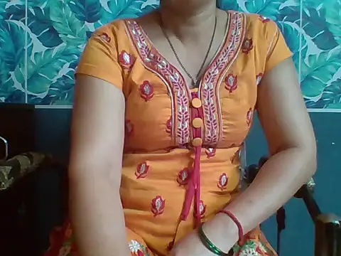 Snapshot of Marathi_q4een01 chatting on February 20, 2026, 7:10 am Marathi q4een01 online show from February 20, 2026, 7:10 am