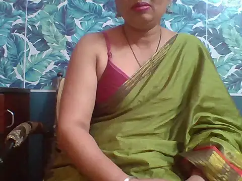 Snapshot of Marathi_q4een01 chatting on February 12, 2026, 6:57 am Marathi q4een01 online show from February 12, 2026, 6:57 am