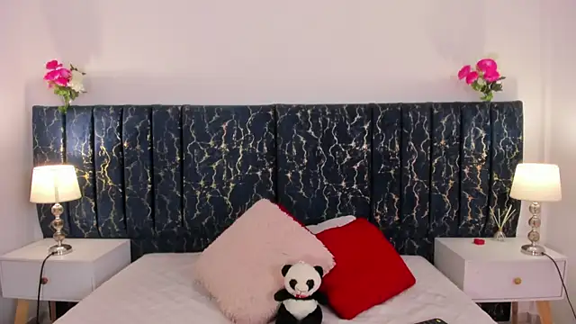 katte landerr online show from March 24, 2026, 1:00 pm