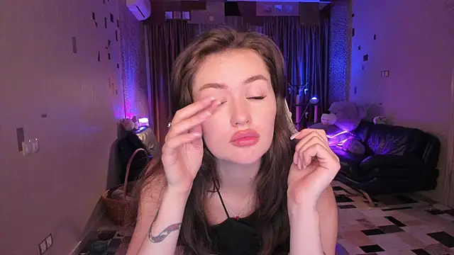 Snapshot of MelissaDouglas chatting on September 24, 2025, 8:48 pm MelissaDouglas online show from September 24, 2025, 8:48 pm
