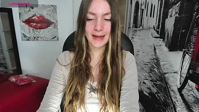 velvet  moon online show from November 25, 2025, 11:16 pm