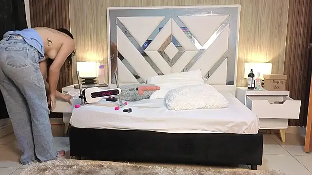 Lisa sweetas online show from February 17, 2026, 1:25 am