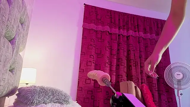 Lisa sweetas online show from March 27, 2026, 2:42 am