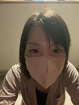 Snapshot of usako_2025 chatting on April 15, 2026, 2:10 pm usako 2025 online show from April 15, 2026, 2:10 pm