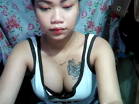 MorenaLovelyPinay24 online show from January 11, 2026, 2:02 pm