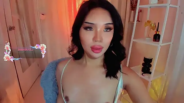 MS LUNA online show from December 21, 2025, 12:35 am