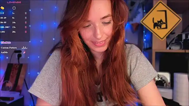 Snapshot of elilybby chatting on July 20, 2026, 5:37 pm elilybby online show from July 20, 2026, 5:37 pm