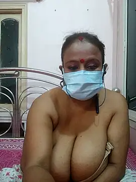 Snapshot of Barna_Love chatting on February 10, 2026, 6:40 pm Barna Love online show from February 10, 2026, 6:40 pm