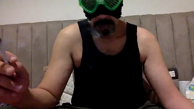 CaiBull online show from June 7, 2026, 8:25 pm