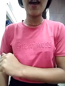 Naina 04 online show from September 25, 2025, 4:13 pm