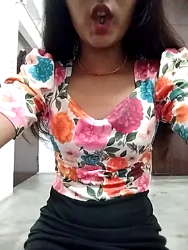 Naina 04 online show from October 2, 2025, 3:59 pm