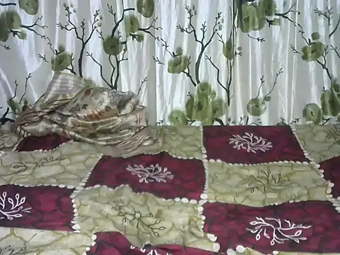 Snapshot of Baby_doll9090 chatting on February 11, 2026, 5:13 pm Baby doll9090 online show from February 11, 2026, 5:13 pm